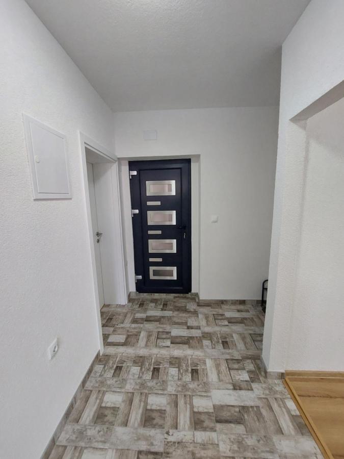 Apartman "Medeni" Bihać エクステリア 写真