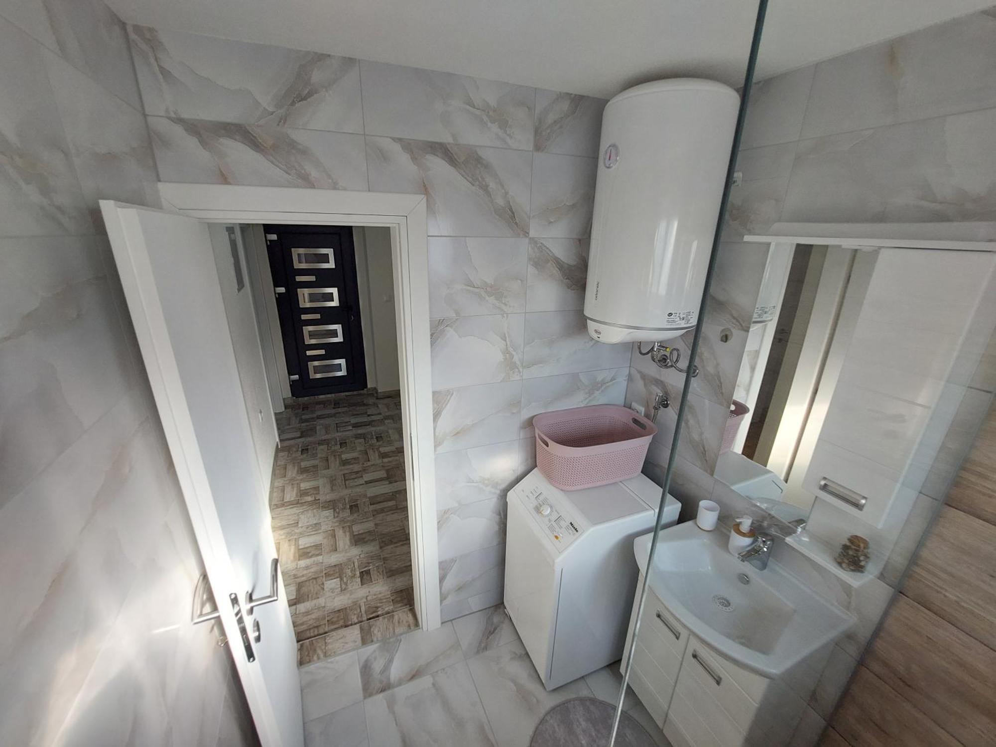 Apartman "Medeni" Bihać エクステリア 写真