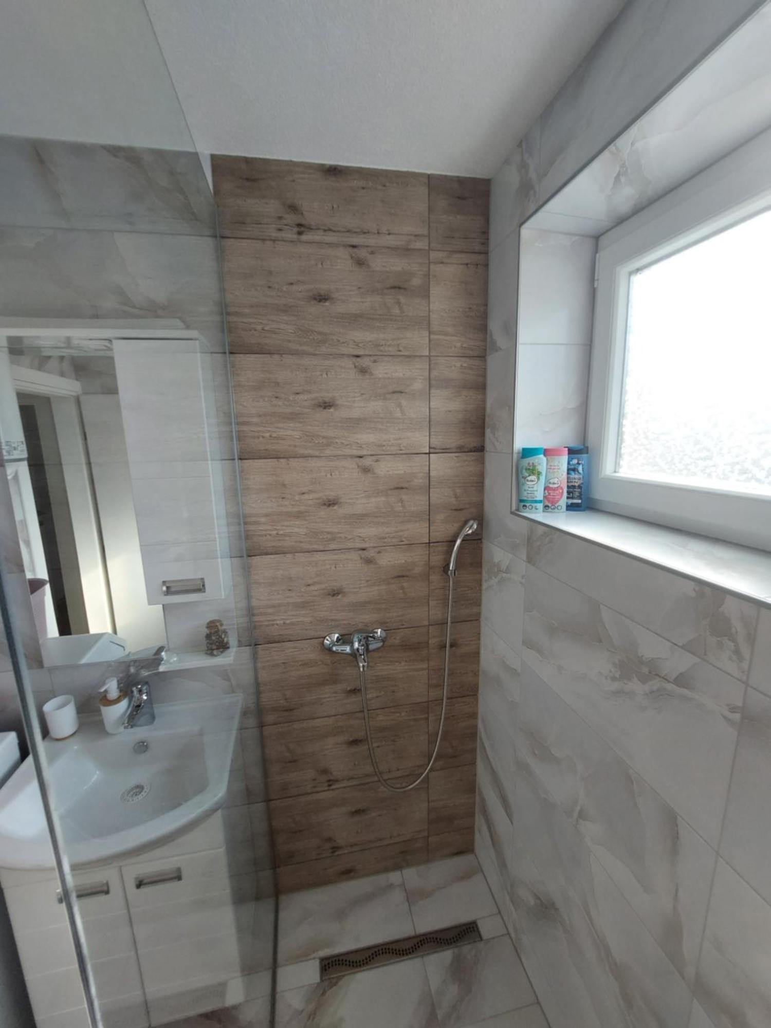 Apartman "Medeni" Bihać エクステリア 写真