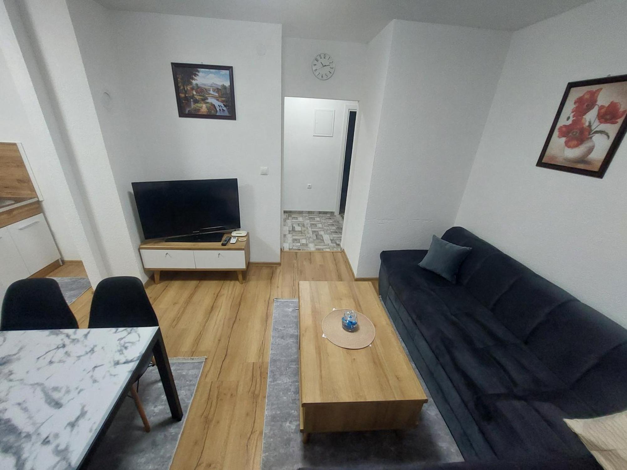 Apartman "Medeni" Bihać エクステリア 写真
